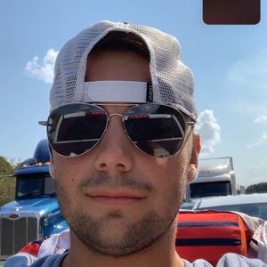 Meet your Posher, Andrew